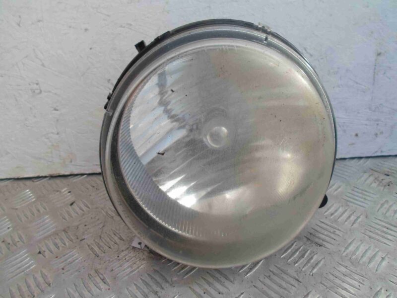 Изображение товара 84417 - 00084417 fara pravaya Peugeot 207