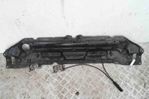 Изображение товара 84437 - 00084437 planka pod kapot 