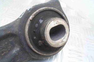Изображение товара 84559 - 00084559 rychag perednij pravyj nizhnij Ford Escape 1