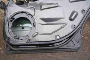 Изображение товара 84685 - 00084685 dver zadnyaya pravaya Ford Escape 3