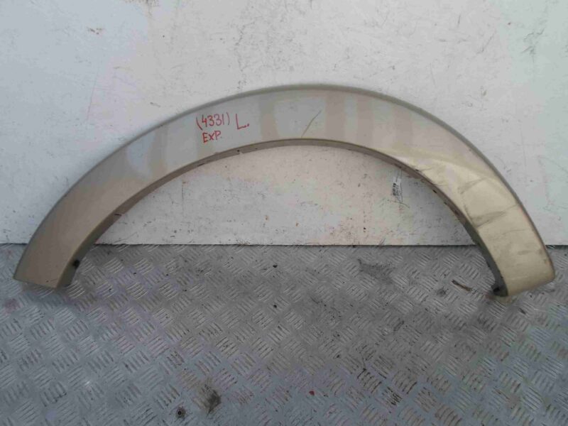 Изображение товара 84703 - 00084703 nakladka zadnego levogo kryla BMW 4 Series