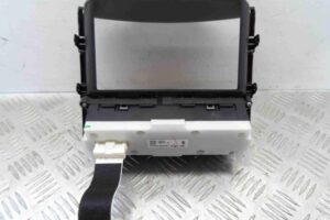 Изображение товара 84719 - 00084719 panel upravleniya magnitoloj Toyota Hiace 2