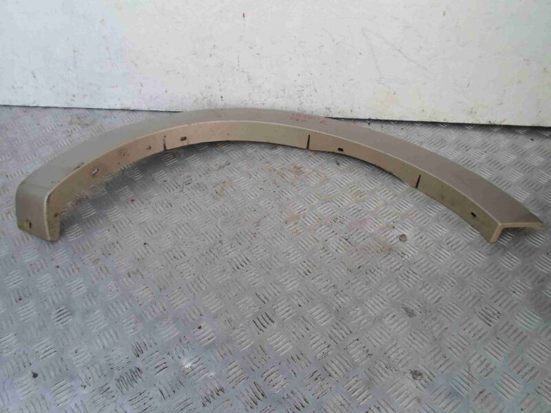 Изображение товара 84962 - 00084962 nakladka perednego pravogo kryla BMW 4 Series