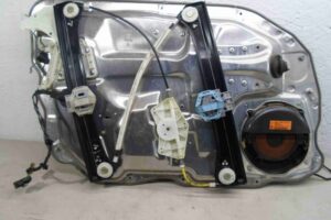 Изображение товара 85033 - 00085033 steklopodemnik zadnij pravyj Ford Scorpio 3
