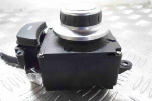 Изображение товара 85040 - 00085040 dzhojstik upravleniya multimedia 