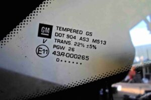 Изображение товара 85114 - 00085114 steklo kuzovnoe levoe 1