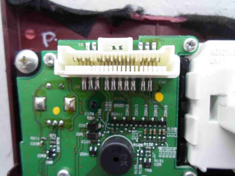 Изображение товара 85171 - 00085171 panel upravleniya magnitoloj Toyota Hiace