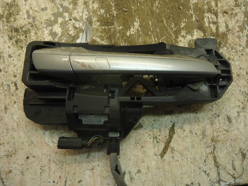 Изображение товара 85537 - 00085537 ruchka naruzhnaya perednyaya pravaya Ford Scorpio 3