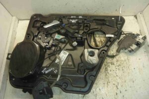 Изображение товара 85551 - 00085551 steklopodemnik zadnij pravyj 2