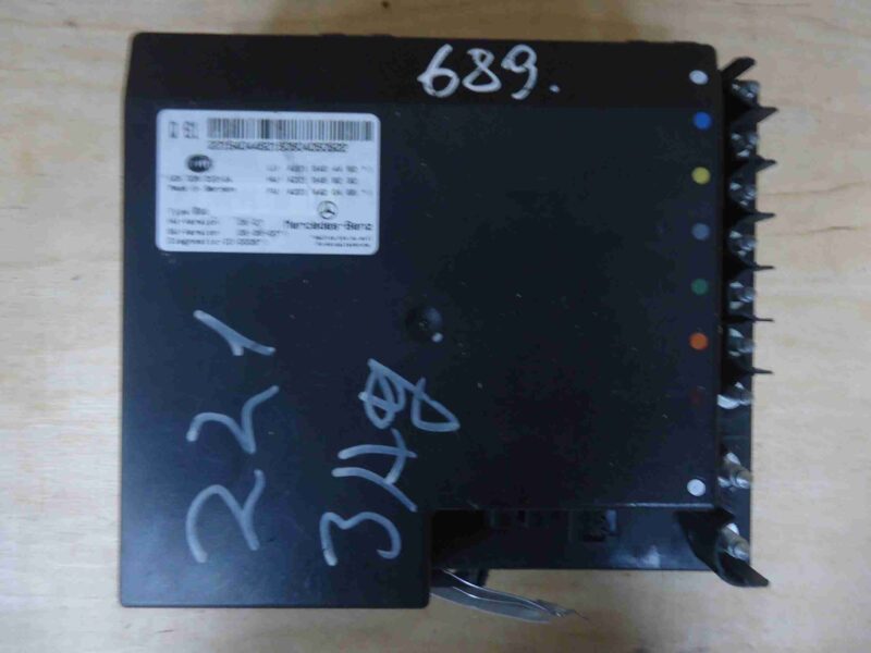 Изображение товара 85552 - 00085552 blok upravleniya zaryadki akkumulyatora Ford Scorpio