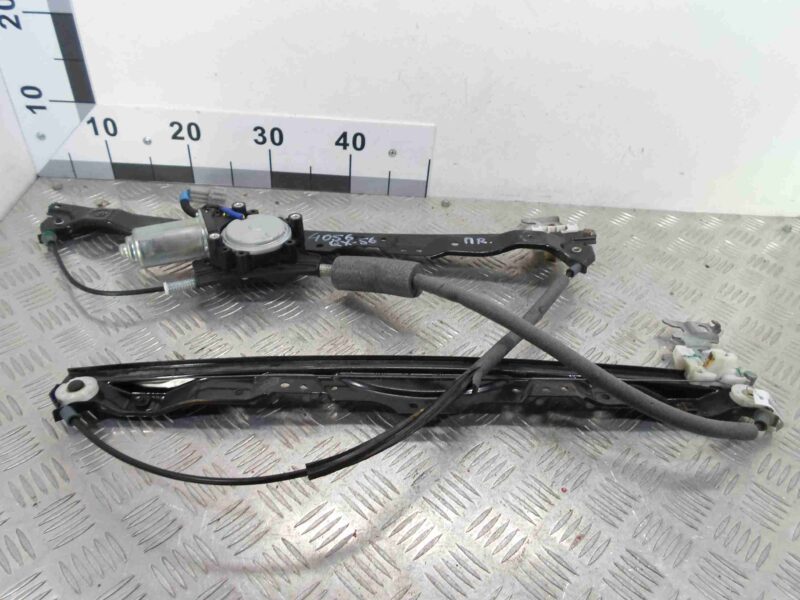 Изображение товара 85597 - 00085597 steklopodemnik perednij pravyj Citroen Berlingo