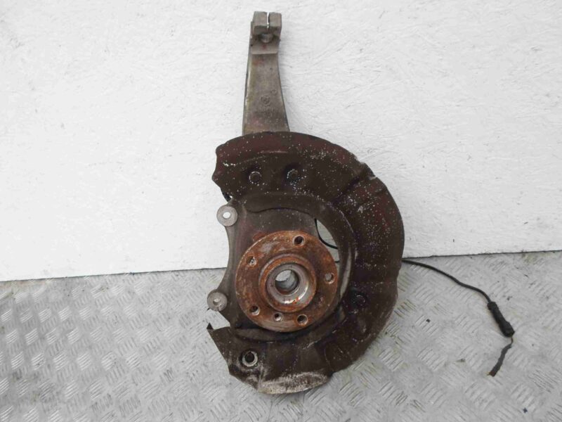 Изображение товара 85635 - 00085635 kulak povorotnyj pravyj