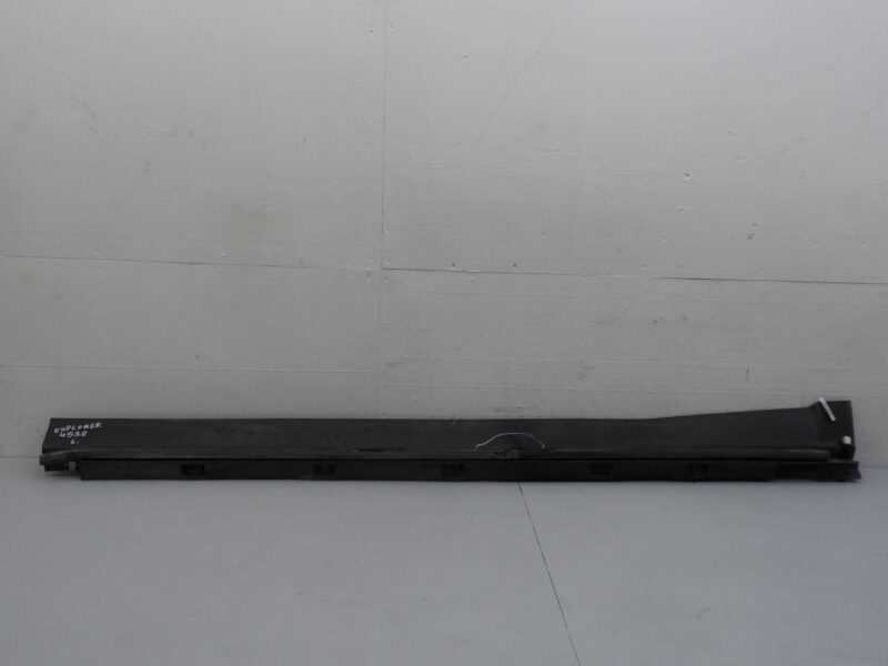 Изображение товара 85867 - 00085867 porog plastikovyj levyj Skoda Yeti