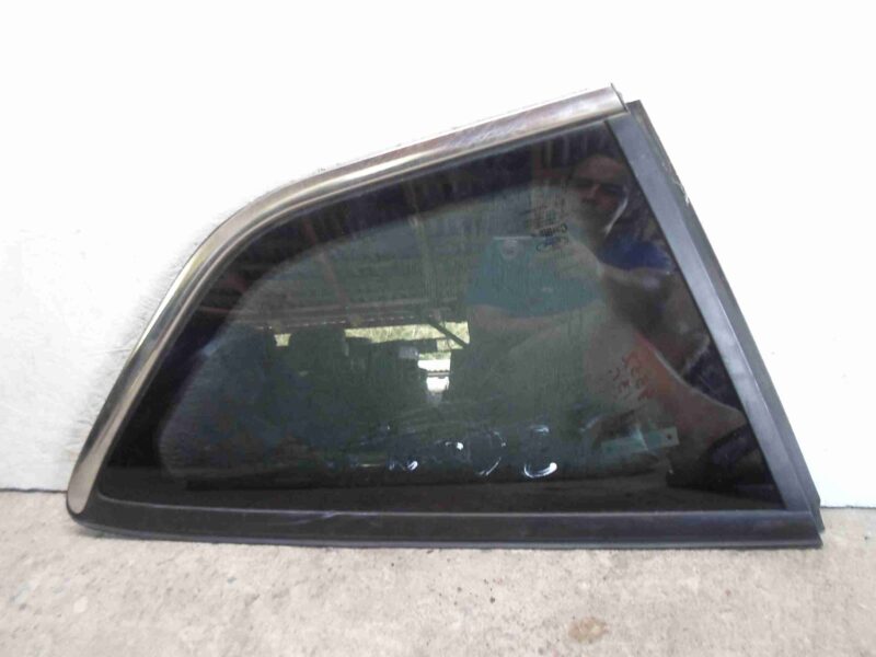 Изображение товара 86090 - 00086090 steklo kuzovnoe pravoe