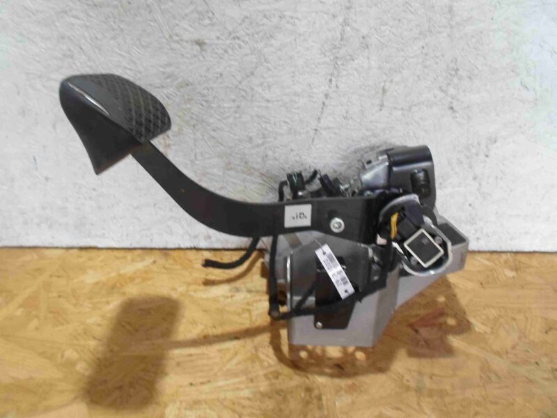 Изображение товара 86362 - 00086362 pedal tormoza Ford Scorpio
