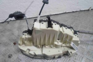 Изображение товара 86468 - 00086468 zamok dveri Ford Scorpio 4