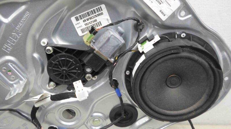 Изображение товара 86869 - 00086869 steklopodemnik zadnij levyj Audi TT