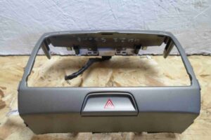 Изображение товара 86985 - 00086985 knopka avarijnoj signalizatsii Alfa Romeo 146 2