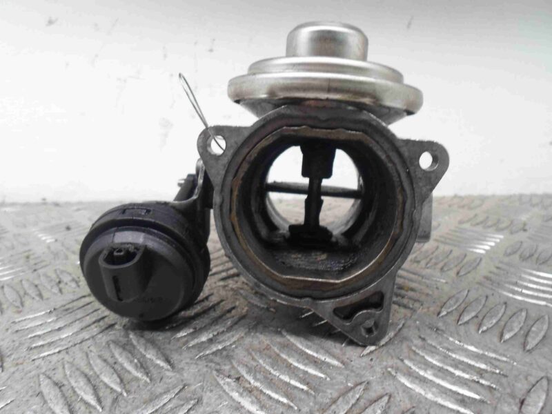 Изображение товара 87099 - 00087099 klapan EGR Toyota Previa