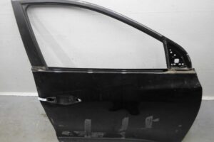 Изображение товара 87599 - 00087599 dver perednyaya pravaya Mercedes CLA 1