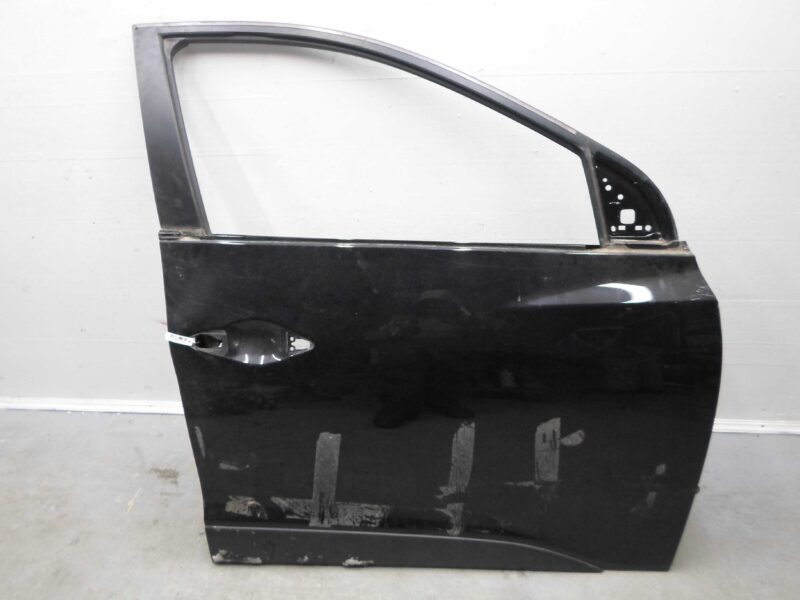 Изображение товара 87599 - 00087599 dver perednyaya pravaya Mercedes CLA