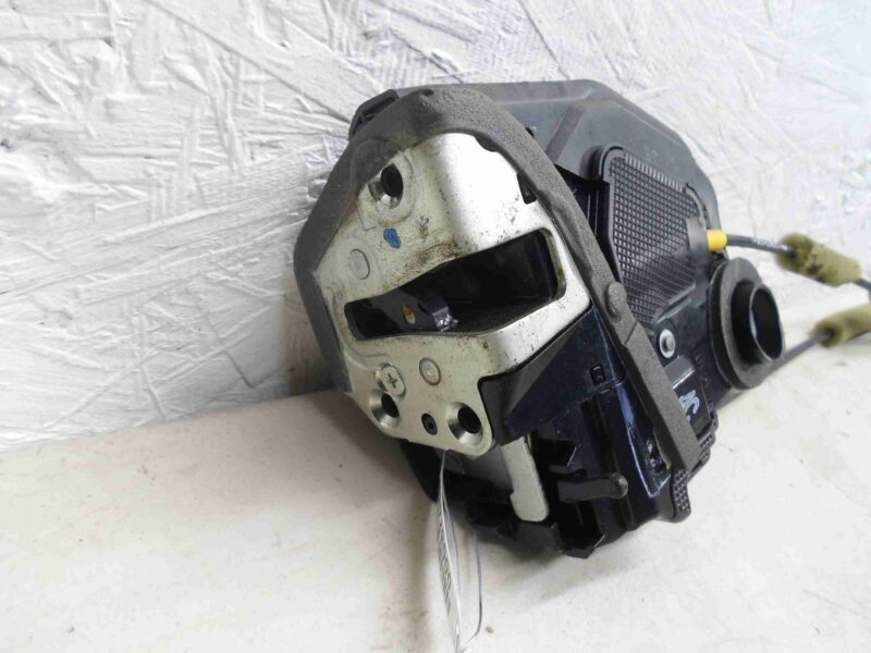 Изображение товара 87687 - 00087687 zamok dveri Subaru Legacy 1