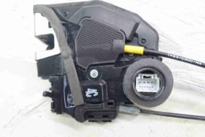 Изображение товара 87687 - 00087687 zamok dveri Subaru Legacy 2