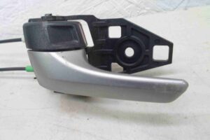 Изображение товара 87687 - 00087687 zamok dveri Subaru Legacy 4