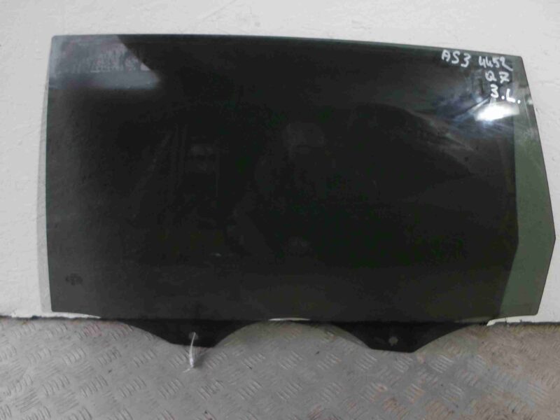 Изображение товара 87746 - 00087746 steklo dveri zadnej levoj