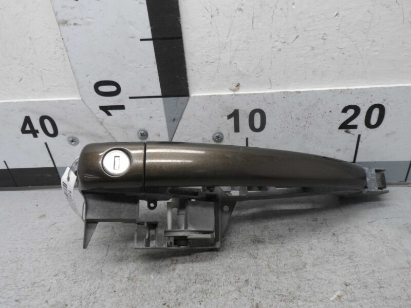 Изображение товара 87894 - 00087894 ruchka naruzhnaya perednyaya levaya