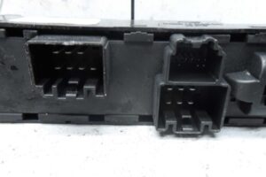 Изображение товара 88066 - 00088066 knopka steklopodemnika 3