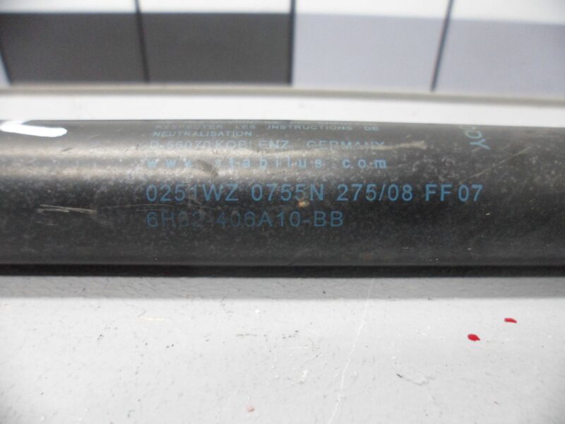 Изображение товара 88167 - 00088167 amortizator kryshki bagazhnika Audi Q5 1