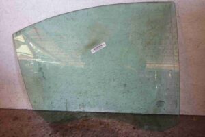 Изображение товара 88302 - 00088302 steklo dveri zadnej pravoj Volvo 440 5