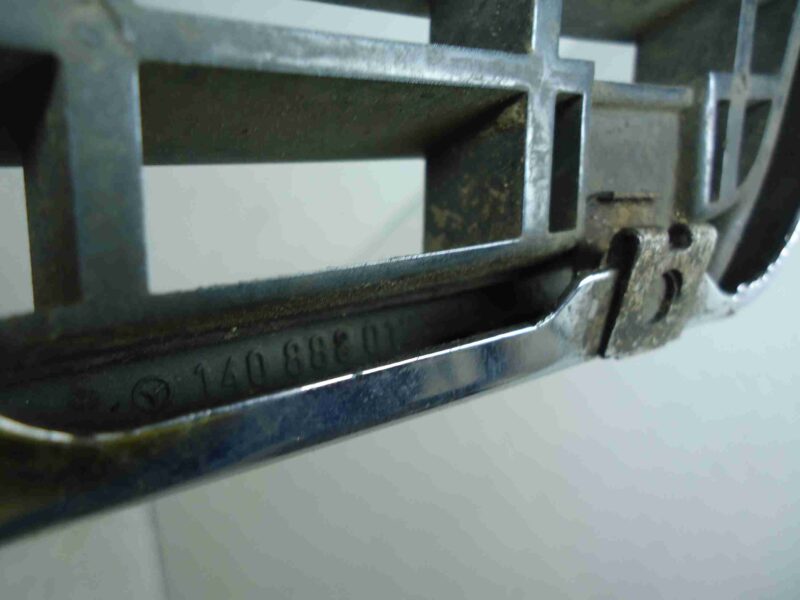 Изображение товара 88552 - 00088552 reshetka radiatora Ford Contour