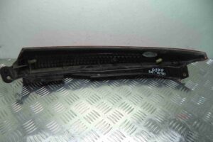 Изображение товара 89116 - 00089116 fonar kryla pravyj Volvo V50 1