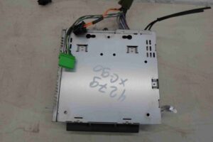 Изображение товара 89260 - 00089260 magnitola Volvo V50 1