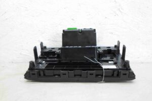 Изображение товара 89290 - 00089290 panel upravleniya magnitoloj Volvo V50 3