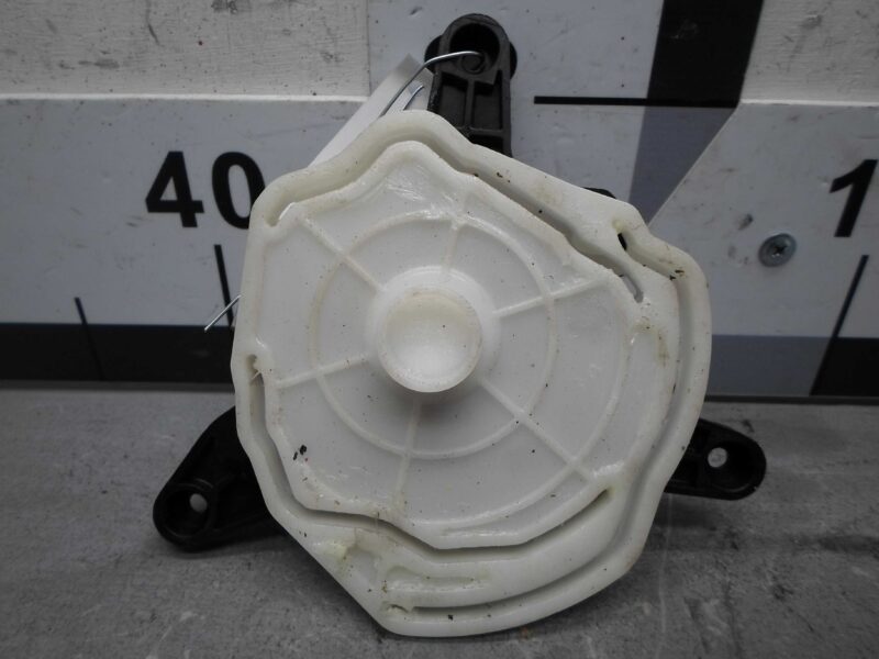 Изображение товара 89478 - 00089478 motorchik zaslonki pechki Mercedes CLA