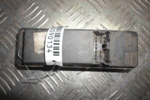 Изображение товара 90134 - 00090134 knopka steklopodemnika Citroen C4 Picasso 1