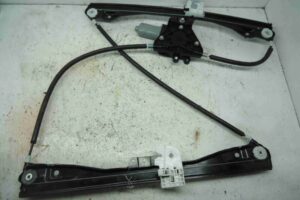 Изображение товара 90136 - 00090136 steklopodemnik perednij pravyj 