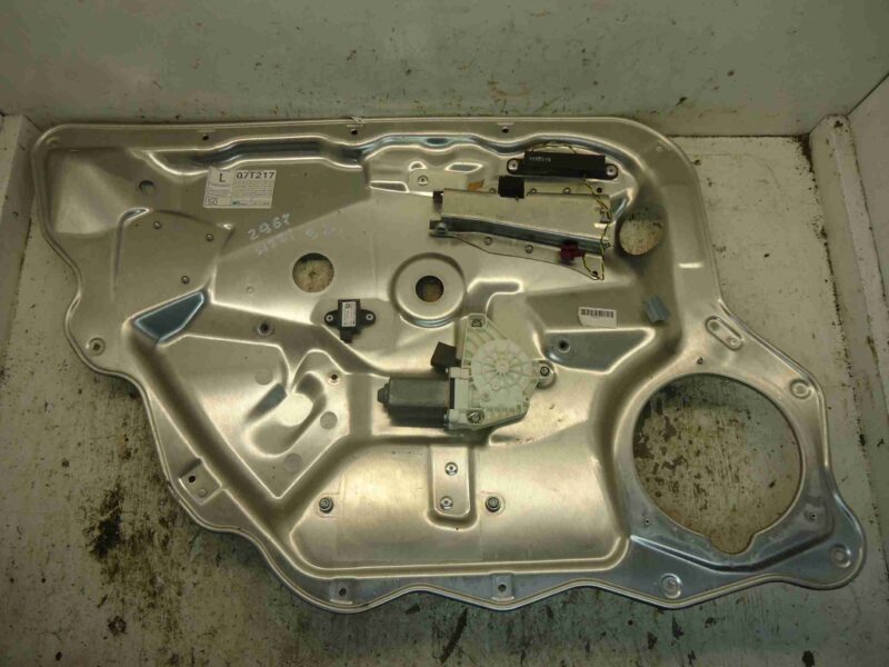 Изображение товара 90165 - 00090165 steklopodemnik zadnij levyj Ford Scorpio