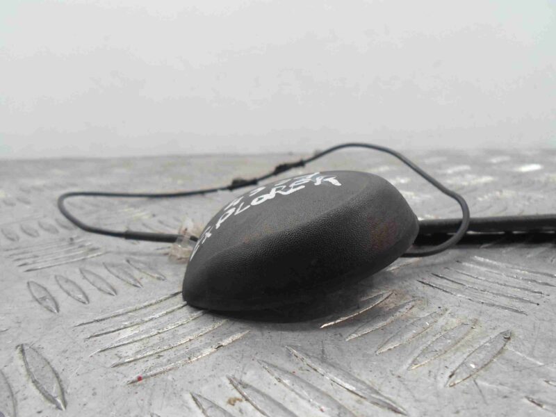 Изображение товара 90181 - 00090181 antenna BMW 4 Series