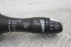 Изображение товара 90432 - 00090432 pereklyuchatel podrulevoj (strekoza) Toyota Hiace 2