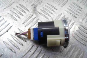 Изображение товара 90577 - 00090577 knopka salona Toyota Hiace 1