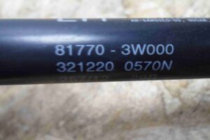 Изображение товара 90820 - 00090820 amortizator kryshki bagazhnika Alfa Romeo 146 2