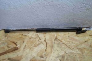 Изображение товара 90820 - 00090820 amortizator kryshki bagazhnika Alfa Romeo 146