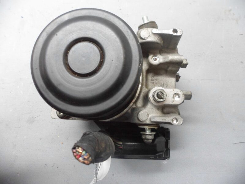 Изображение товара 90835 - 00090835 blok ABS Chevrolet Blazer