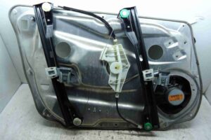 Изображение товара 90992 - 00090992 steklopodemnik perednij pravyj Honda Ridgeline 2