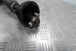 Изображение товара 91087 - 00091087 poluos perednyaya levaya Skoda Octavia 1