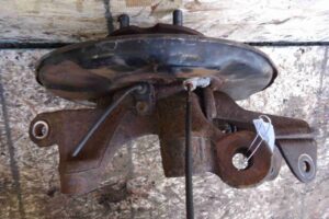 Изображение товара 91132 - 00091132 stupitsa zadnyaya levaya Rover 400 2